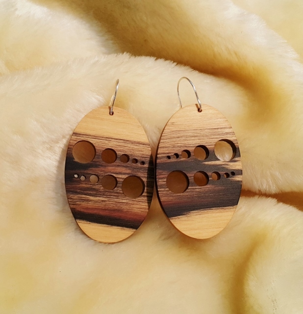 Серьги из дерева, серьги овальные, деревянные серьги, лунное эбеновое дерево, earrings wooden, Russia hand made, украшения ручной работы